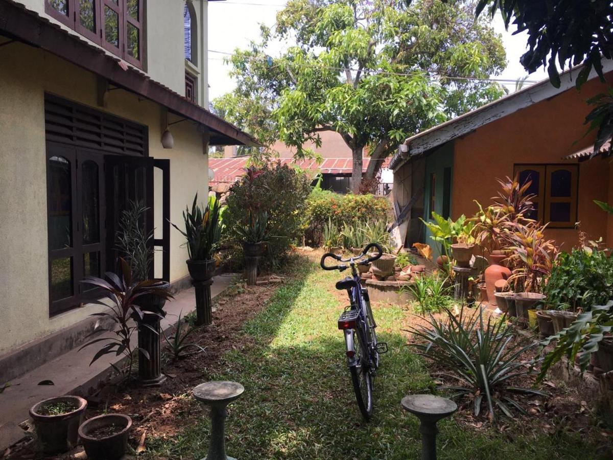 נגומבו Mazz Homestay מראה חיצוני תמונה
